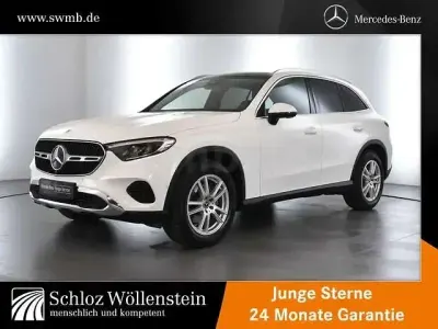 Używany Mercedes GLC200 Avantgarde 204 KM (150 kW) 2024 Biały SUV