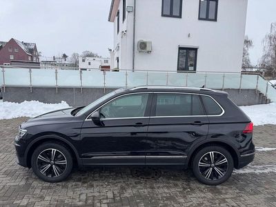Schwarz Gebraucht 2020 VW Tiguan Highline SUV | 23.999 € (Guter Preis)