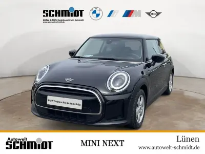 Używany Mini Cooper Essential 136 KM (100 kW) 2024 Czarny Hatchback