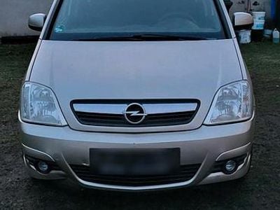 Gebraucht Opel Meriva 90 PS (66 kW) 2009 Gold Van / Kleinbus