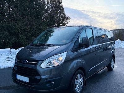 Gebraucht Ford Tourneo 170 PS (125 kW) 2018 Grau Van / Kleinbus