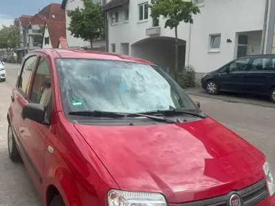 Gebraucht Fiat Panda 60 PS (44 kW) 2009 Rot Kleinwagen
