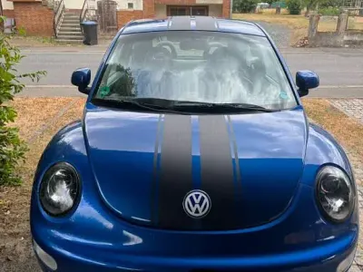 Gebraucht VW New Beetle 101 PS (74 kW) 2002 Blau Kleinwagen