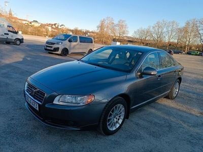 Volvo S80