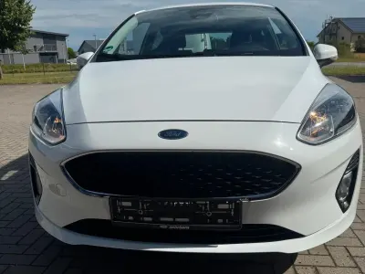 Gebraucht Ford Fiesta 70 PS (51 kW) 2019 Weiß Kleinwagen