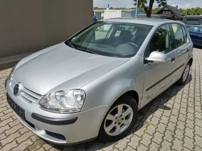 Gebraucht VW Golf IV Comfortline 90 PS (66 kW) 2005 Silber Limousine