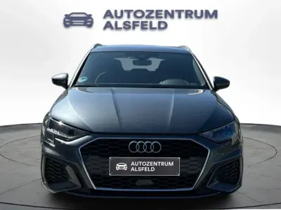 Second-hand Audi A3 S-Line 150 CP (110 kW) 2024 Gri Berlinǎ