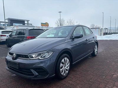 Grau Gebraucht 2022 VW Polo Kleinwagen | 12.790 € (Fairer Preis)