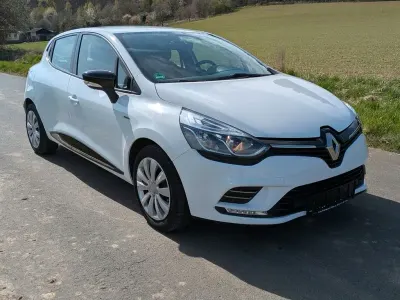 Gebraucht Renault Clio IV LIMITED 73 PS (53 kW) 2017 Weiß Limousine