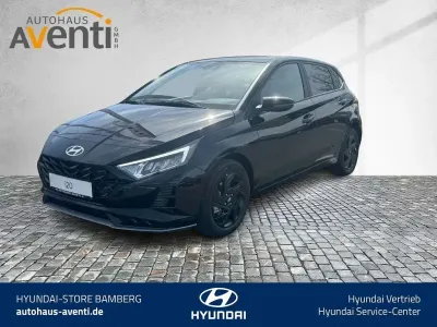 Neu Hyundai i20 Blackline 90 PS (66 kW) 2026 Schwarz Kleinwagen