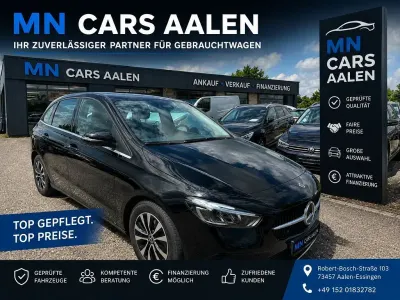 Gebraucht Mercedes B180 Advanced 116 PS (85 kW) 2023 Schwarz Kleinwagen