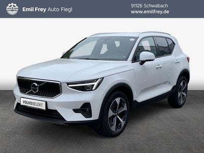 Weiß Gebraucht 2024 Volvo XC40 Core SUV | 33.990 € (Fairer Preis)