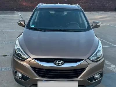 Gebraucht Hyundai ix35 Trend 115 PS (84 kW) 2013 Braun SUV