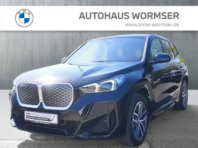 Używany BMW iX1 M Sport 150 kW (204 KM) 2024 Czarny SUV
