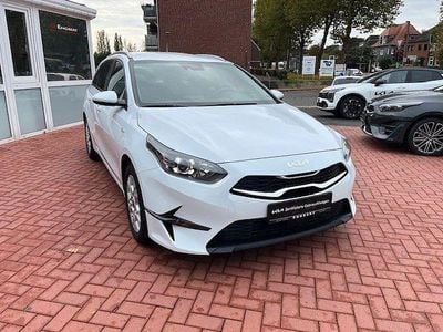 Second-hand Kia Ceed Sportswagon Vision 136 CP (100 kW) 2023 Alb Break