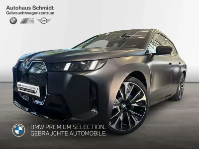 Gebraucht BMW iX M Sport 400 kW (544 PS) 2025 Bmw individual frozen deep grey SUV