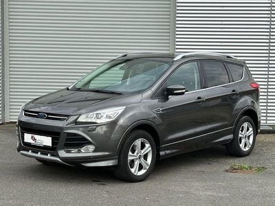 Usado Ford Kuga Individual 150 HP (110 kW) 2016 Cinzento SUV