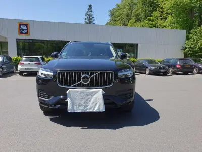 Gebraucht Volvo XC90 Momentum 235 PS (172 kW) 2020 Schwarz SUV