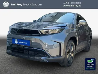 Neu Toyota Urban Cruiser Lounge 127 kW (174 PS) 2026 Grau SUV