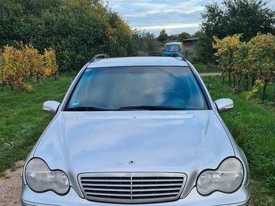 Mercedes C270