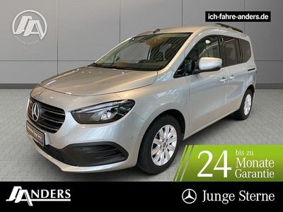 Gebraucht Mercedes T180 Progressive 116 PS (85 kW) 2024 Silber Van / Kleinbus