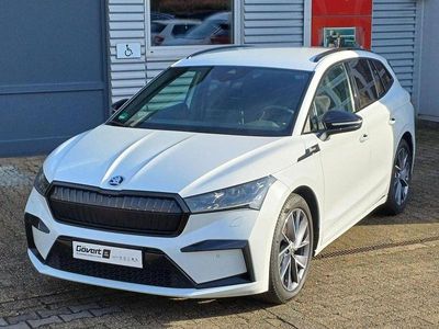 Weiß Gebraucht 2022 Skoda Enyaq iV SportLine SUV | 26.890 € (Teuer)