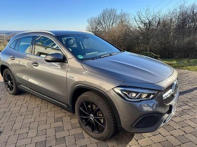 Gebraucht Mercedes GLA250 218 PS (160 kW) 2020 Silber SUV