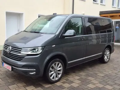 Gebraucht VW Caravelle Highline 204 PS (150 kW) 2021 Indiumgrau Van