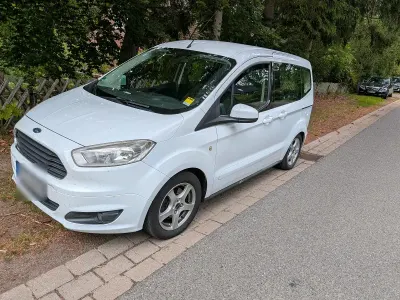 Gebraucht Ford Tourneo Courier 101 PS (74 kW) 2014 Weiß Van / Kleinbus