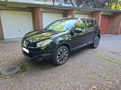 Gebraucht Nissan Qashqai I-Way 141 PS (103 kW) 2012 Schwarz SUV