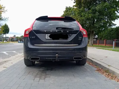 Usata Volvo V60 Summum 280 CV (205 kW) 2015 Nero Station wagon