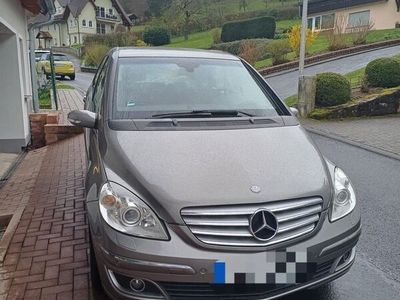 gebraucht Mercedes B200 