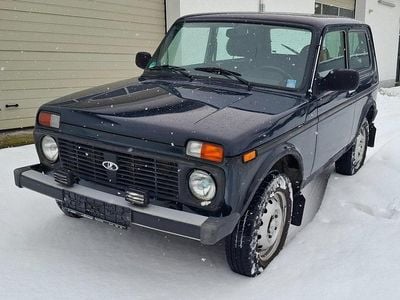 Gebraucht Lada niva 83 PS (61 kW) 2014 Blau SUV
