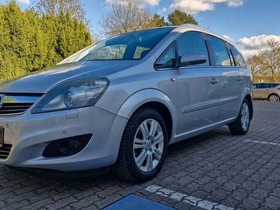 Gebraucht Opel Zafira Innovation 150 PS (110 kW) 2009 Silber Van / Kleinbus