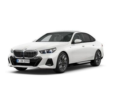Gebraucht BMW 520 M Sport 197 PS (144 kW) 2025 Weiß Limousine