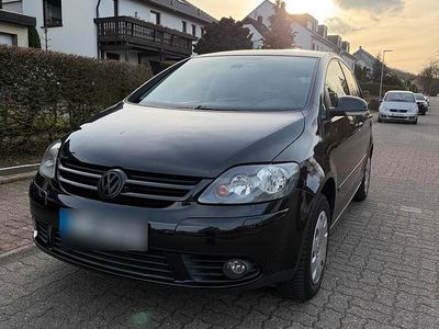 Second-hand VW Golf Plus Cross 115 CP (84 kW) 2006 Negru Monovolum