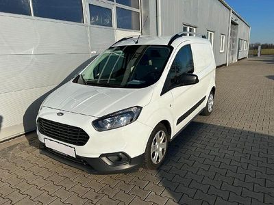 Weiß Gebraucht 2020 Ford Transit Trend Van / Kleinbus | 10.890 € (Fairer Preis)