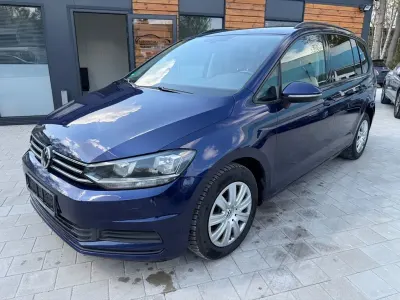 Gebraucht VW Touran Comfortline 150 PS (110 kW) 2016 Blau Van / Kleinbus