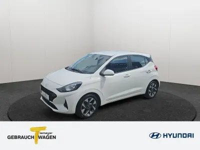 Gebraucht Hyundai i10 Trend 80 PS (58 kW) 2025 Weiß Kleinwagen