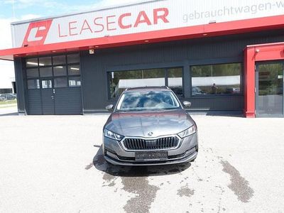 Gebraucht Skoda Octavia Style 150 PS (110 kW) 2023 Grau Kombi