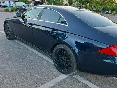 Gebraucht Mercedes CLS320 232 PS (170 kW) 2007 Andere farben Limousine