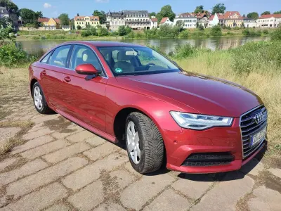 Gebraucht Audi A6 Ambiente 190 PS (139 kW) 2016 Rot Limousine