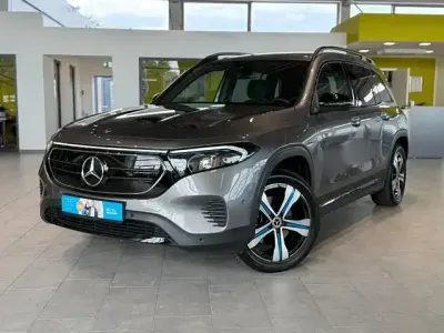 Gebraucht Mercedes EQB250 139 kW (190 PS) 2023 Grau SUV
