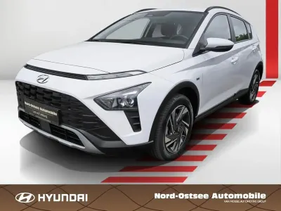 Gebraucht Hyundai Bayon Trend 101 PS (74 kW) 2023 Atlas white / sol SUV
