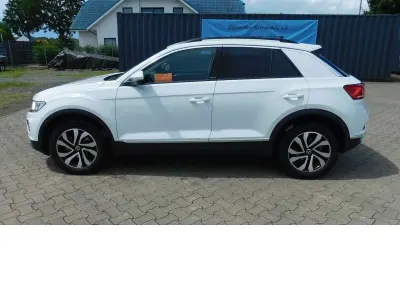 Gebraucht VW T-Roc Active 150 PS (110 kW) 2022 Indiumgraumet r7hgrau SUV