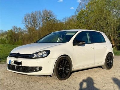 Usata VW Golf VI Team 80 CV (58 kW) 2010 Bianco Utilitaria