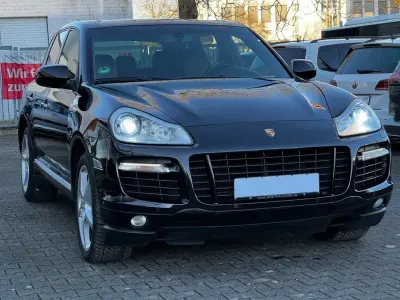 Begagnad Porsche Cayenne Turbo 500 HK (367 kW) 2008 Svart SUV