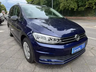 Gebraucht VW Touran IQ Drive 150 PS (110 kW) 2020 Blau Van / Kleinbus