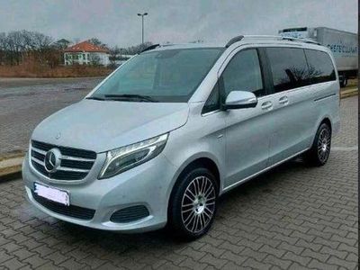 Mercedes V250