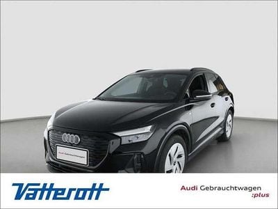 Mythosschwarz metallic Gebraucht 2025 Audi Q4 e-tron Ambiente SUV | 43.990 € (Guter Preis)